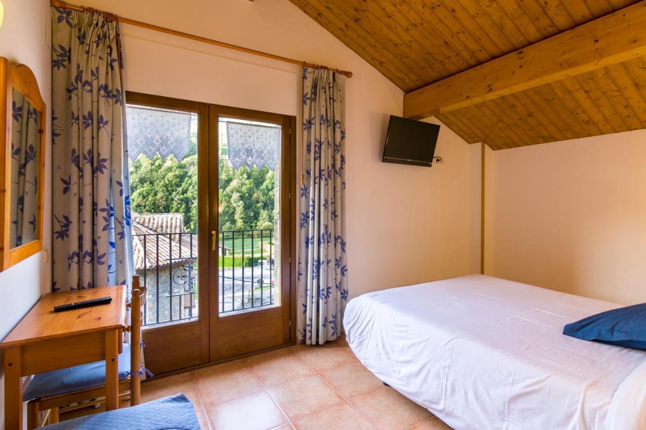 Hostal Cal Mestre ヴィラヨンガ・デ・テル エクステリア 写真