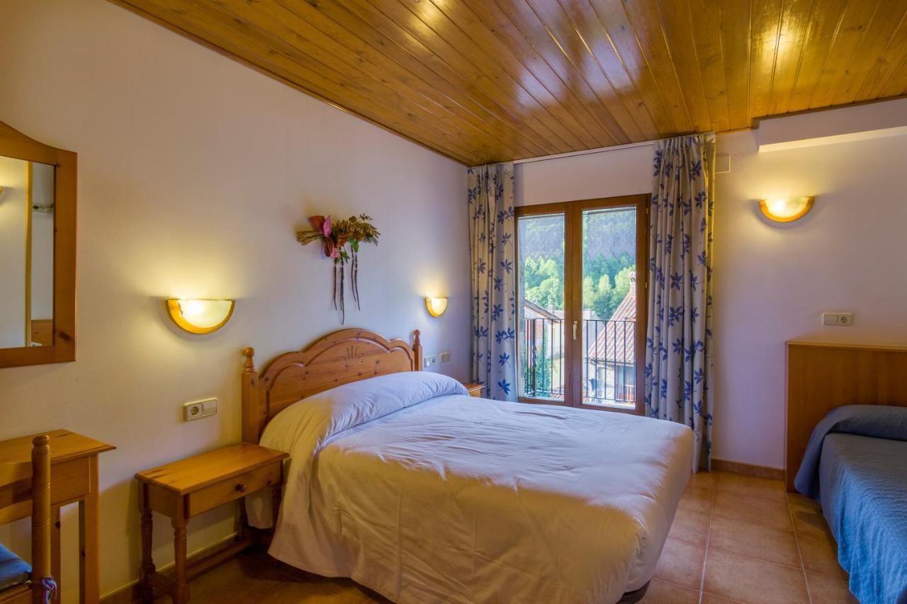 Hostal Cal Mestre ヴィラヨンガ・デ・テル エクステリア 写真
