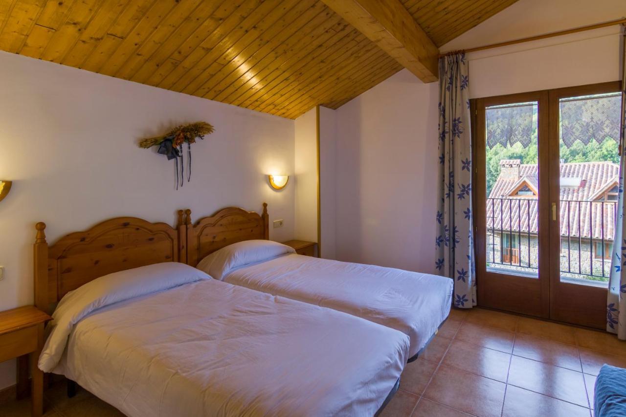 Hostal Cal Mestre ヴィラヨンガ・デ・テル エクステリア 写真