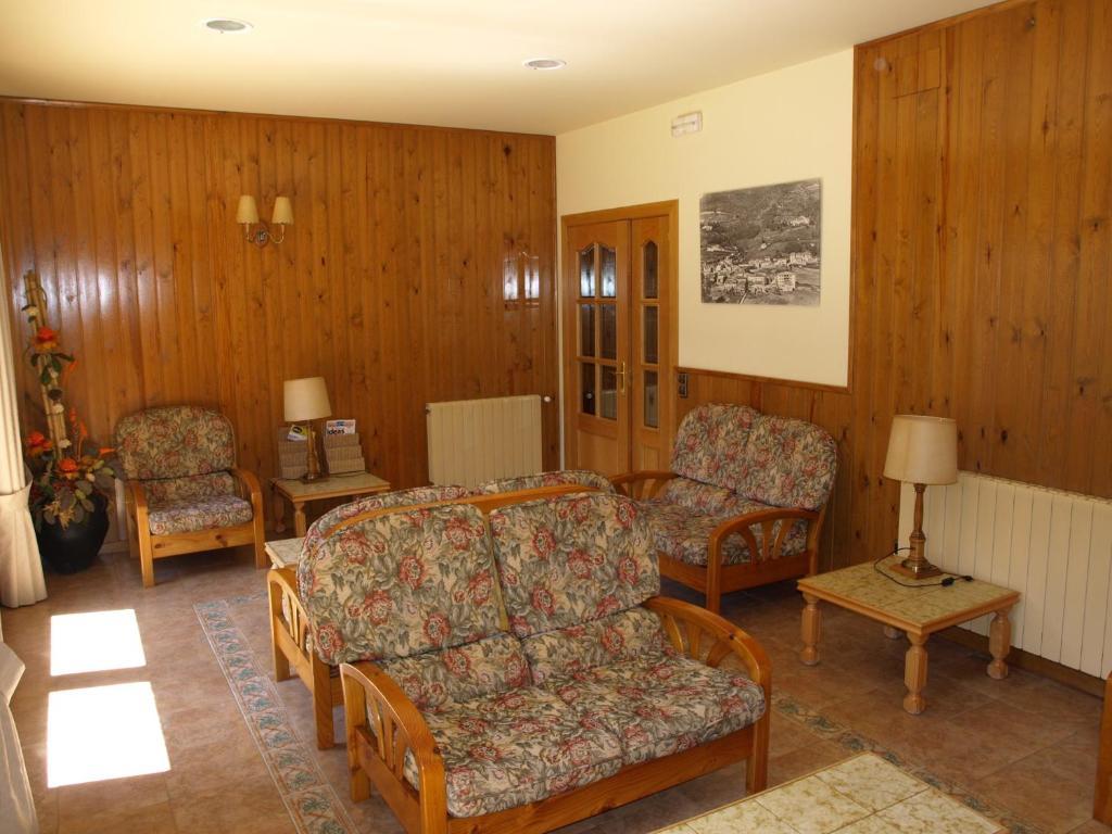 Hostal Cal Mestre ヴィラヨンガ・デ・テル エクステリア 写真
